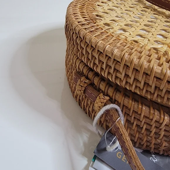 Rattan Circle Boho Bag - Picture 3 of 8